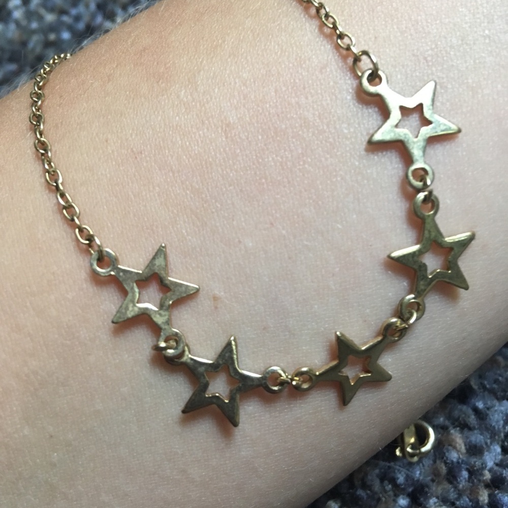 Gold 5 Star Necklace - Picture 10 of 10
